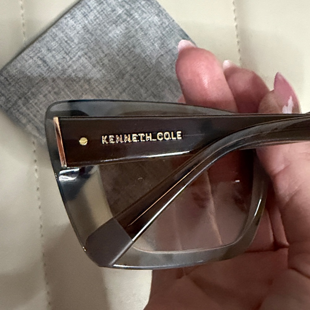 Kenneth Cole Dark Brown Rectangular Sunglasses - image 5